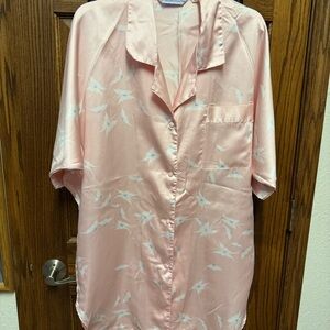 Private Touches Pink Satin Button-down Nightgown or light Robe